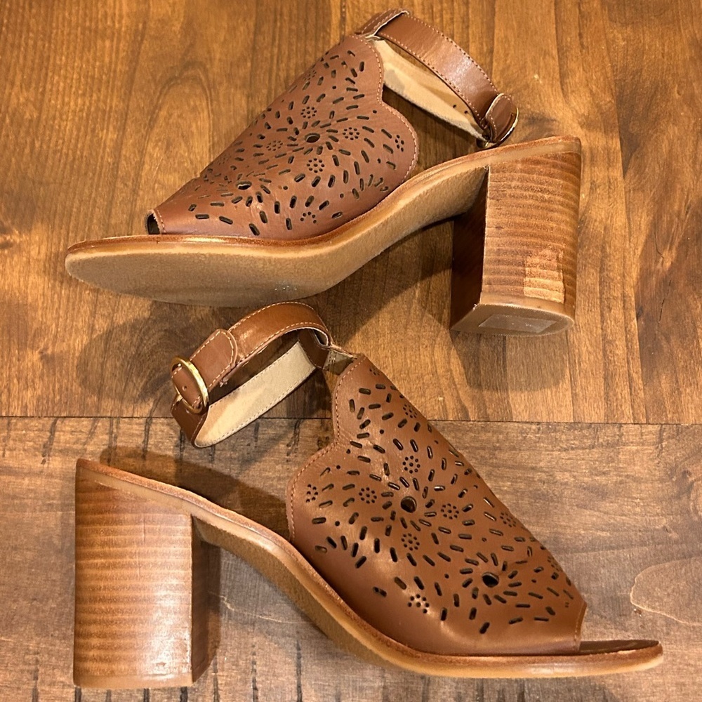 Jack Rogers Ronnie Laser Cut Ankle Strap Chunky Block Heel Sandals Brown 7.5 - Picture 6 of 10